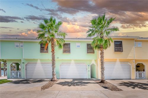 247 Roberts Ave, Port Aransas, TX, 78373-4159 | Card Image