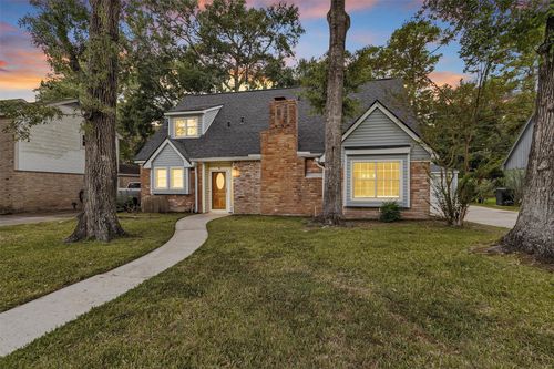 2005 Tickner St, Conroe, TX, 77301-1340 | Card Image