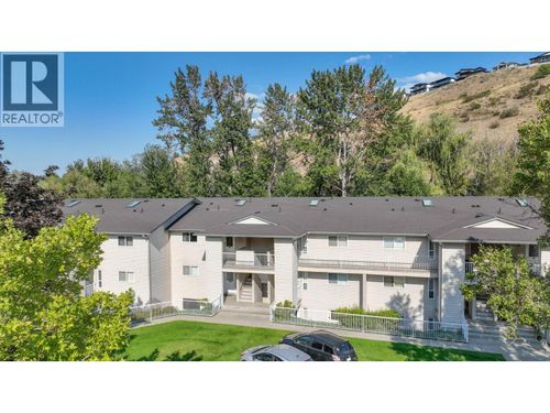 207-110 Kalamalka Lake Rd, Vernon, BC, V1T7M3 | Card Image