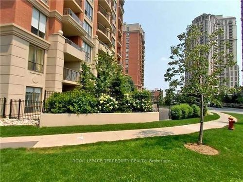 806-55 Harrison Garden Blvd, North York, ON, M2N7G3 | Card Image
