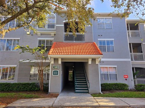 132-18001 Richmond Place Dr, TAMPA, FL, 33647-1742 | Card Image
