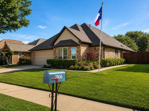 2806 Laurel Oaks Dr, Garland, TX, 75044-6942 | Card Image