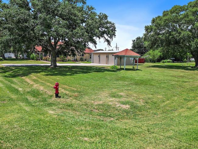 Look at all of that front and side yard!! | Image 4
