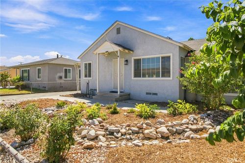 1737 Waters Ave, Pomona, CA, 91766-5052 | Card Image
