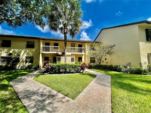 2369-3137 Carambola Cir S, Coconut Creek, FL, 33066-2122 | Card Image