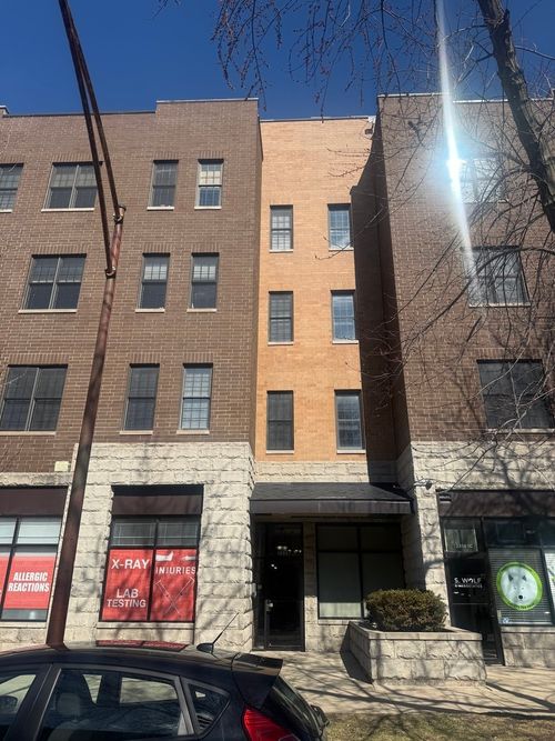 4a-2338 W Morse Ave, Chicago, IL, 60645-4769 | Card Image