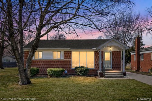 4652 Parker St, Dearborn Heights, MI, 48125-2239 | Card Image