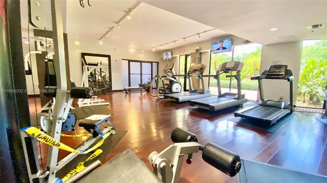 APT-1807 - 3300 Ne 191 St St, Condo with 2 bedrooms, 2 bathrooms and null parking in Aventura FL | Image 11