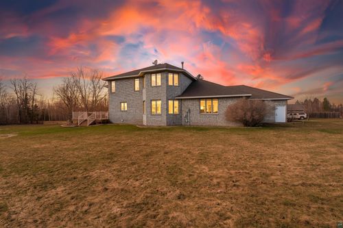 2166 E Detroit St, Superior, WI, 54880 | Card Image