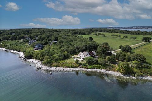 115 Beavertail Rd, Jamestown, RI, 02835-2714 | Card Image