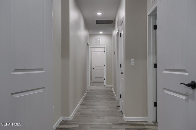7469-Norte-Portugal-Hallway | Image 13
