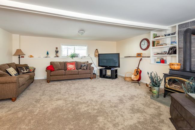 6 Candleview Dr, House other with 3 bedrooms, 3 bathrooms and null parking in Sherman CT | Image 22