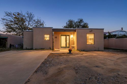 1201 Morning Dr, Santa Fe, NM, 87507-9176 | Card Image