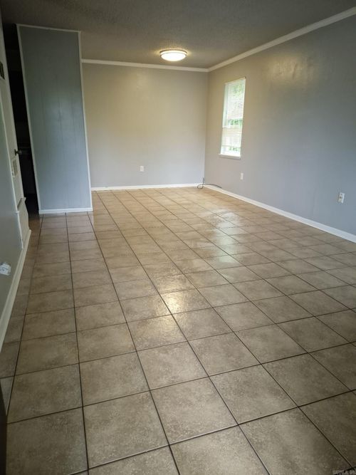 f-305 S Border St, Benton, AR, 72015-4558 | Card Image