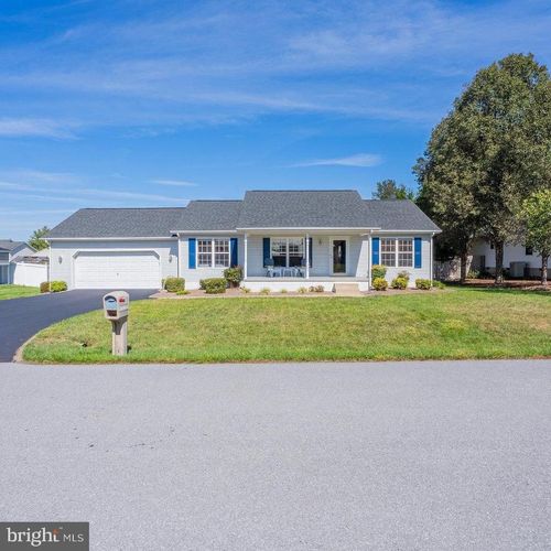 704 17th St, GROTTOES, VA, 24441-2220 | Card Image