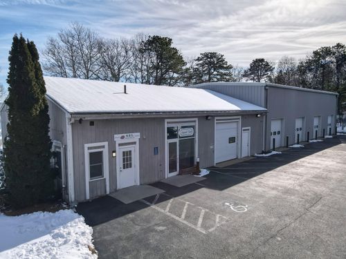 7 Colonel Dr, Bourne, MA, 02532-3913 | Card Image