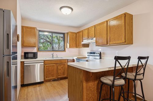 7573 Wedgewood Way, Maple Grove, MN, 55311-2804 | Card Image