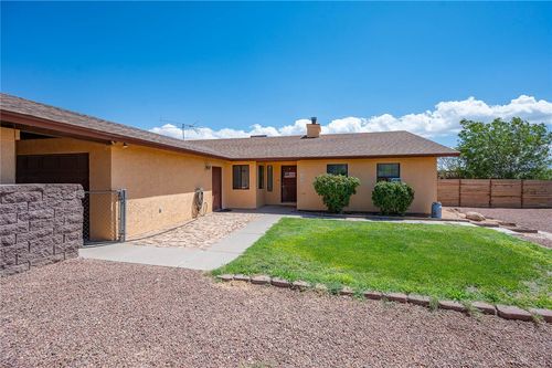 4100 N Skylark Rd, Kingman, AZ, 86409-2537 | Card Image