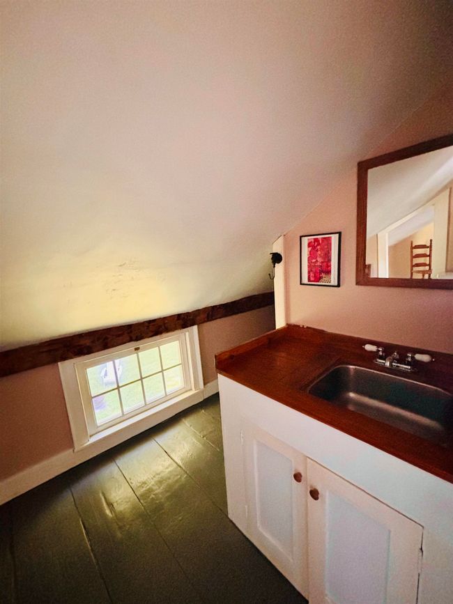 5 Cross Rd, House other with 3 bedrooms, 2 bathrooms and null parking in West Rutland VT | Image 22