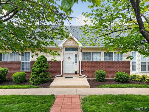 1c-107 Cardinal Villas Dr, Saint Peters, MO, 63376-7203 | Card Image