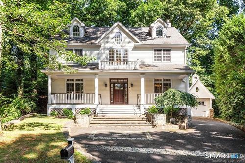 18 Osee Pl, Cos Cob, CT, 06807-2307 | Card Image