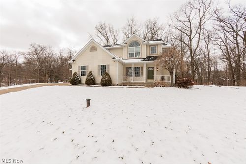 76 Forest Mill Ln, Green, OH, 44319-4083 | Card Image