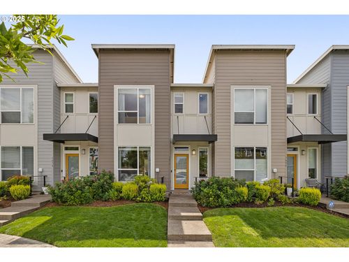 3478 Se Birchleaf St, Hillsboro, OR, 97123-2212 | Card Image