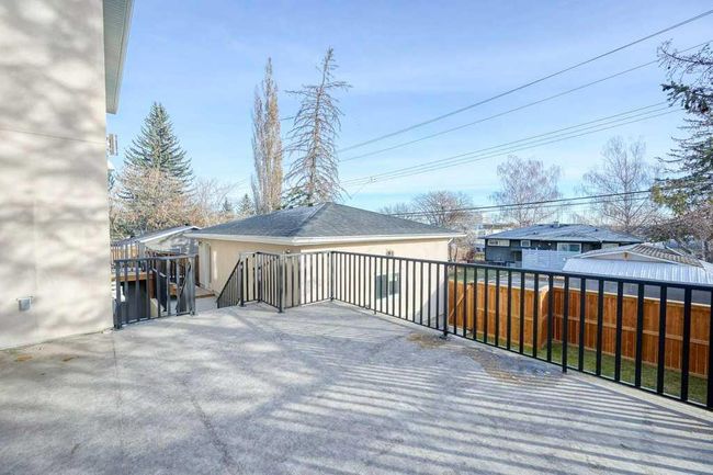 54 Malibou Road Sw, Home with 5 bedrooms, 3 bathrooms and 3 parking in Calgary AB | Image 16