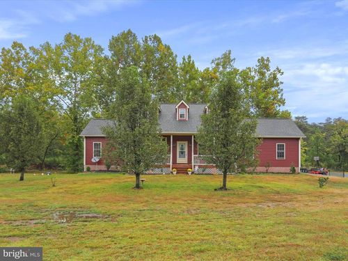 5708 Strasburg Rd, STRASBURG, VA, 22657-5136 | Card Image