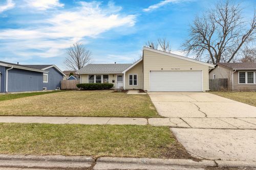 1295 Foxcroft Dr, Aurora, IL, 60506-1243 | Card Image