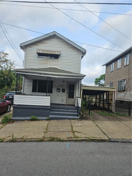 537 6th St, Braddock, PA, 15104-1637 | Card Image