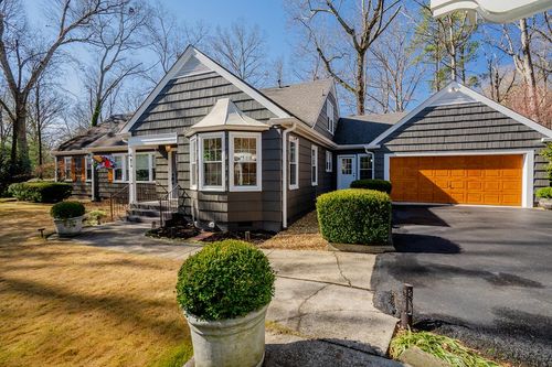 816 Dogwood Ln, DALTON, GA, 30720-3910 | Card Image