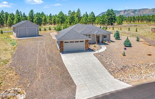 10290 Lundin Road, Flagstaff, AZ, 86004 | Card Image