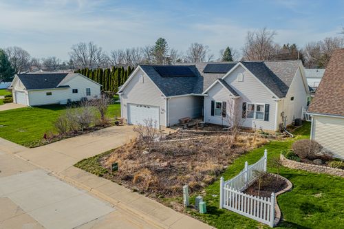 417 W Hudson St, Princeton, IL, 61356-1166 | Card Image