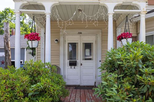 374 Spring St, St. Johnsbury, VT, 05819-1718 | Card Image