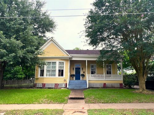 606 Sycamore Street, Brenham, TX, 77833 | Card Image