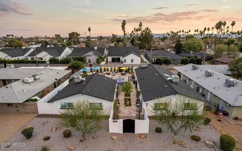 3539 E Montecito Ave, Phoenix, AZ, 85018-3985 | Card Image