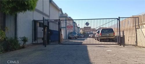 10-14520 Plummer St, Panorama City, CA, 91402-1133 | Card Image