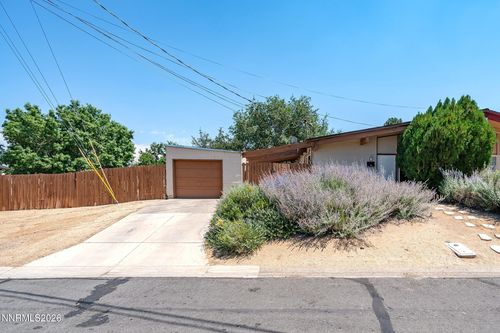11304 Green Mountain St, Reno, NV, 89506-1843 | Card Image