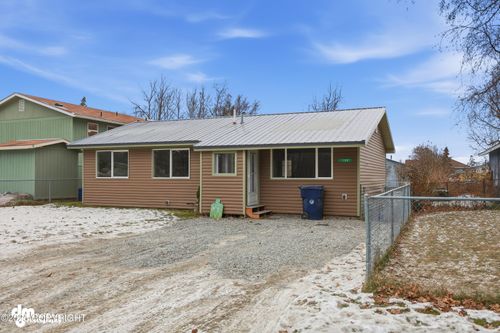136 E Beaver Ave, Palmer, AK, 99645-6246 | Card Image