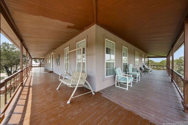 388 Oak Trl, House other with 3 bedrooms, 5 bathrooms and null parking in Pipe Creek TX | Image 42