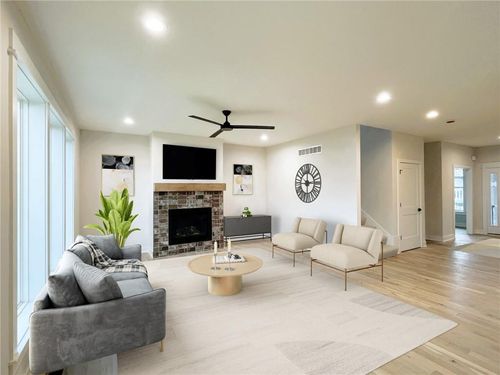 23659 W 125th Ter, Olathe, KS, 66061-5977 | Card Image