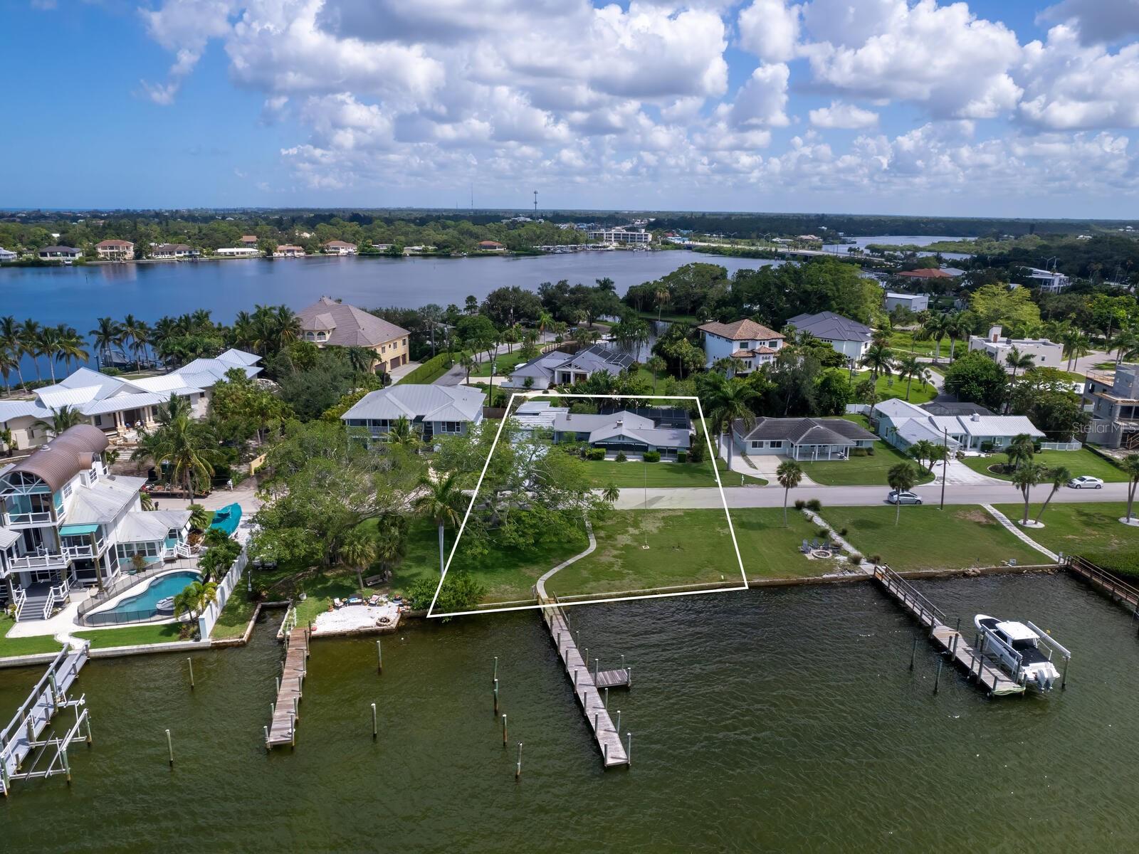 Sunrise Dr, Nokomis, FL 34275