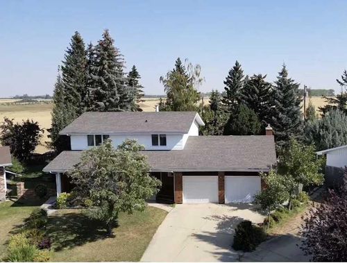 308 3rd Ave Nw, Linden, AB, T0M0B5 | Card Image