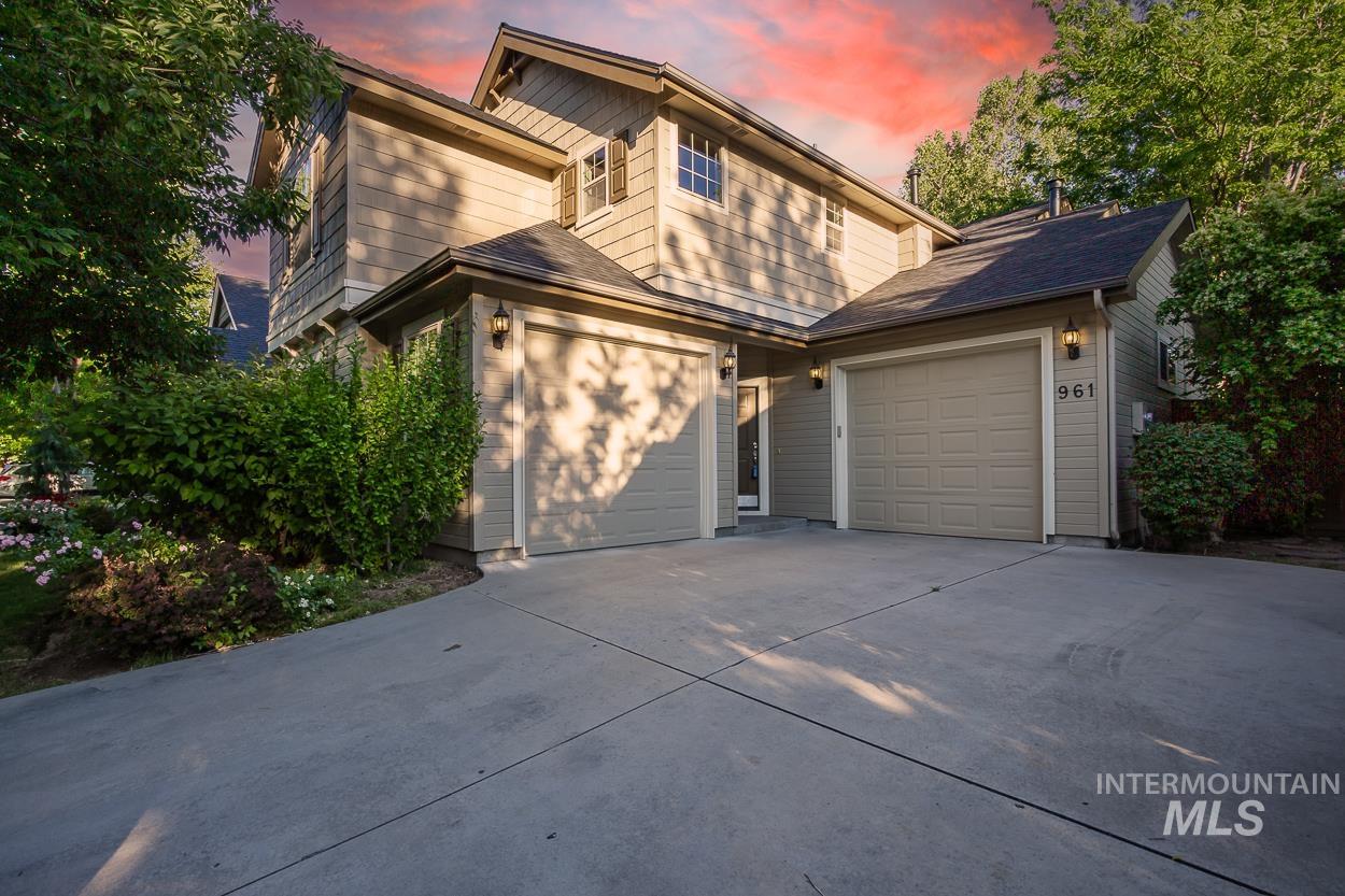 Thunderbird Ct, Eagle, ID 83616