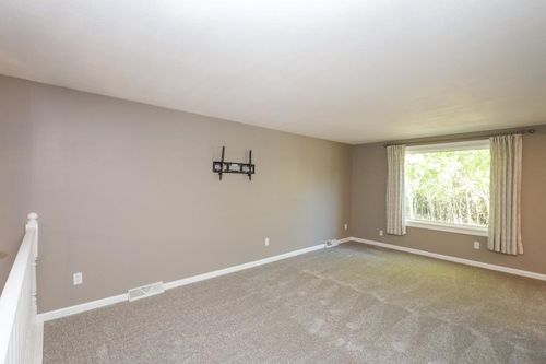 524 10th Ave Nw, Dodge Center, MN, 55927-9048 | Card Image