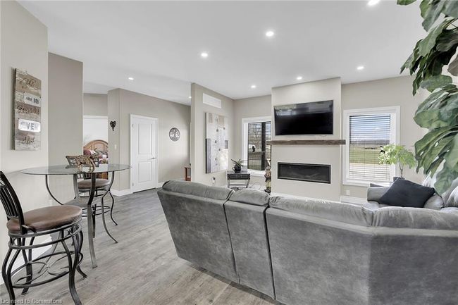 4 Humming Bird Lane, House other with 3 bedrooms, 2 bathrooms and 12 parking in Selkirk ON | Image 6