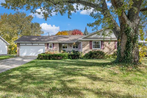 4413 Old Carriage Road, Flint Twp, MI, 48507 | Card Image