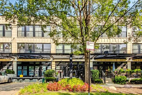 233-1000 W 15th St, Chicago, IL, 60608-1864 | Card Image