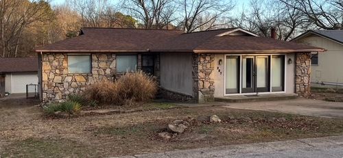 307 Prestonwood St, Harrison, AR, 72601-1949 | Card Image